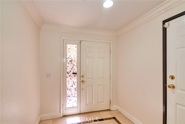 717 Arcadia Avenue, Arcadia CA: https://media.crmls.org/medias/bda22543-ef70-4874-ae4b-77137c7143fb.jpg