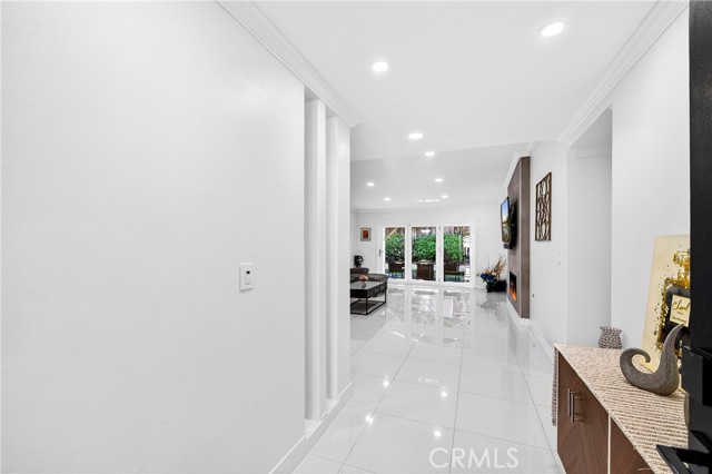 Detail Gallery Image 4 of 47 For 26704 Hawkhurst Dr, Rancho Palos Verdes,  CA 90275 - 4 Beds | 3 Baths