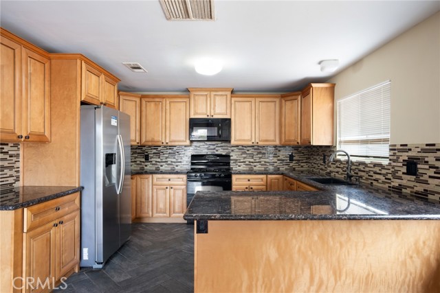 Detail Gallery Image 13 of 45 For 58129 Pueblo Trail, Yucca Valley,  CA 92284 - 3 Beds | 2 Baths