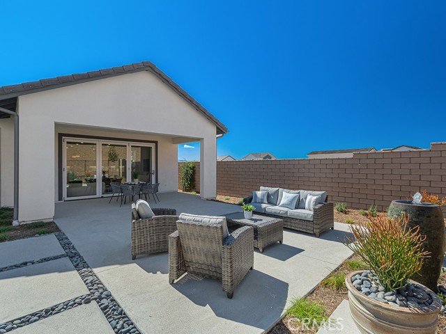 Detail Gallery Image 4 of 37 For 28904 Saddle Cir, Castaic,  CA 91384 - 3 Beds | 3 Baths