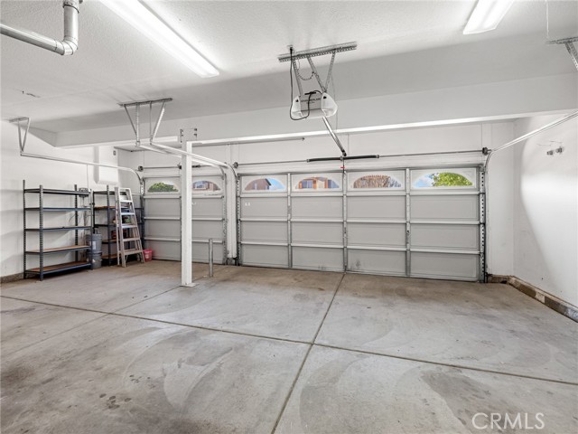 Detail Gallery Image 25 of 54 For 13647 Copper St, Victorville,  CA 92394 - 4 Beds | 3 Baths