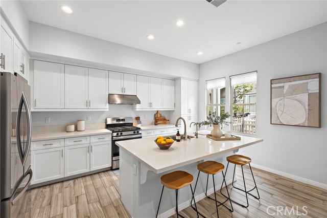 Detail Gallery Image 7 of 42 For 21 Promesa Ave, Rancho Mission Viejo,  CA 92694 - 3 Beds | 2/1 Baths