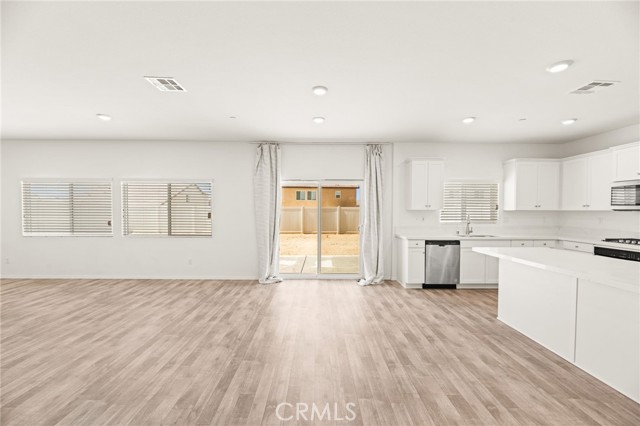 Detail Gallery Image 14 of 51 For 28357 28357 Cats Claw, Winchester,  CA 92596 - 3 Beds | 2/1 Baths