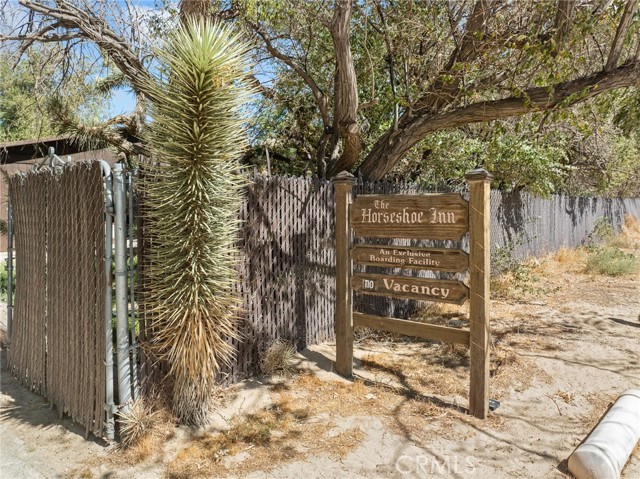 19976 Cornelian, Apple Valley CA: https://media.crmls.org/medias/bda7482d-3c44-43d9-a434-54ba04489e56.jpg