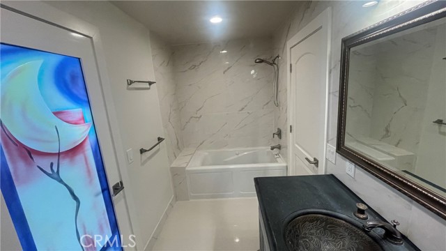 Detail Gallery Image 31 of 37 For 1953 Vista Del Oro, Newport Beach,  CA 92660 - 3 Beds | 3 Baths