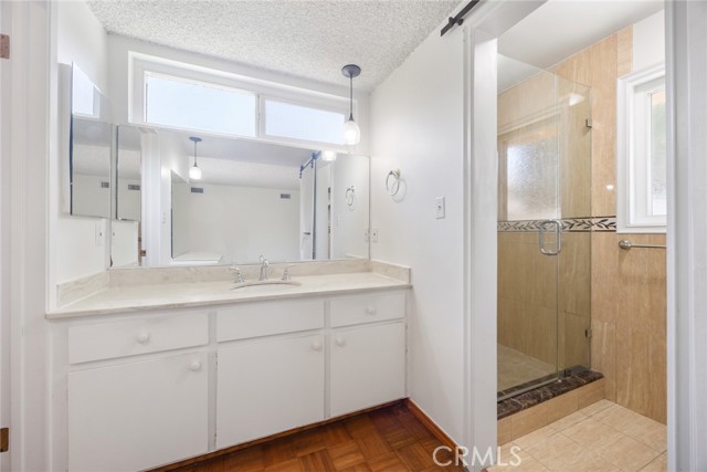 Image 38 of 71 For 1646 Mobeck Street