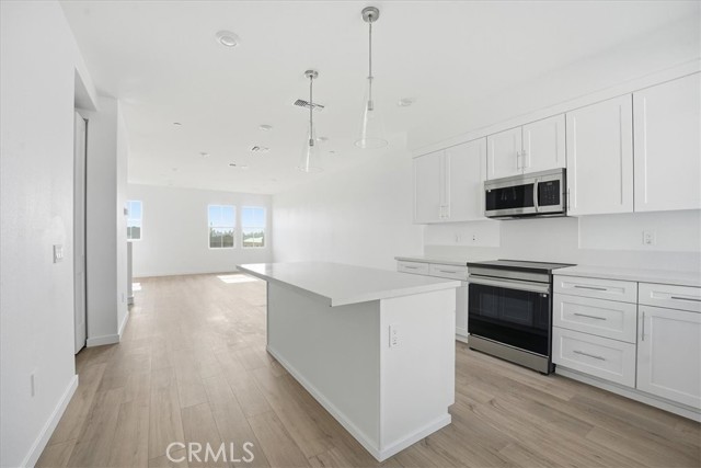 Detail Gallery Image 13 of 36 For 2533 Academy St, El Monte,  CA 91733 - 4 Beds | 3/1 Baths