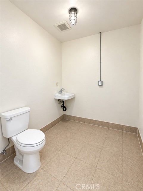  Commercial for Sale in North Hollywood, California