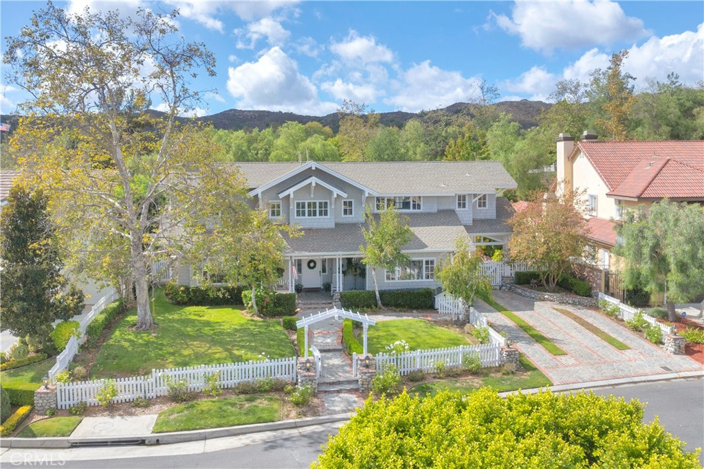 Bda9e177 8579 4402 Aece F605750909d5