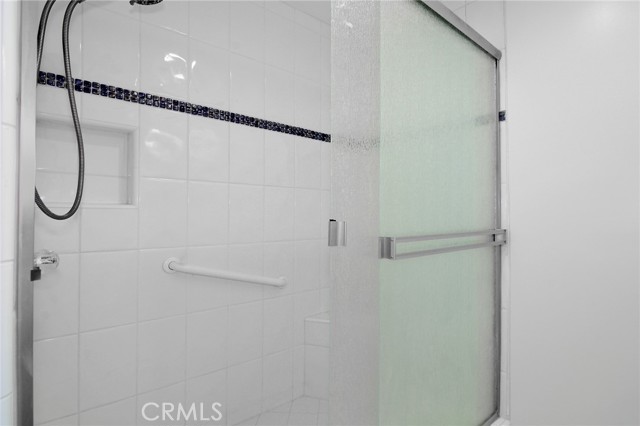 Detail Gallery Image 15 of 16 For 22313 Mobile St, Woodland Hills,  CA 91303 - 1 Beds | 1 Baths