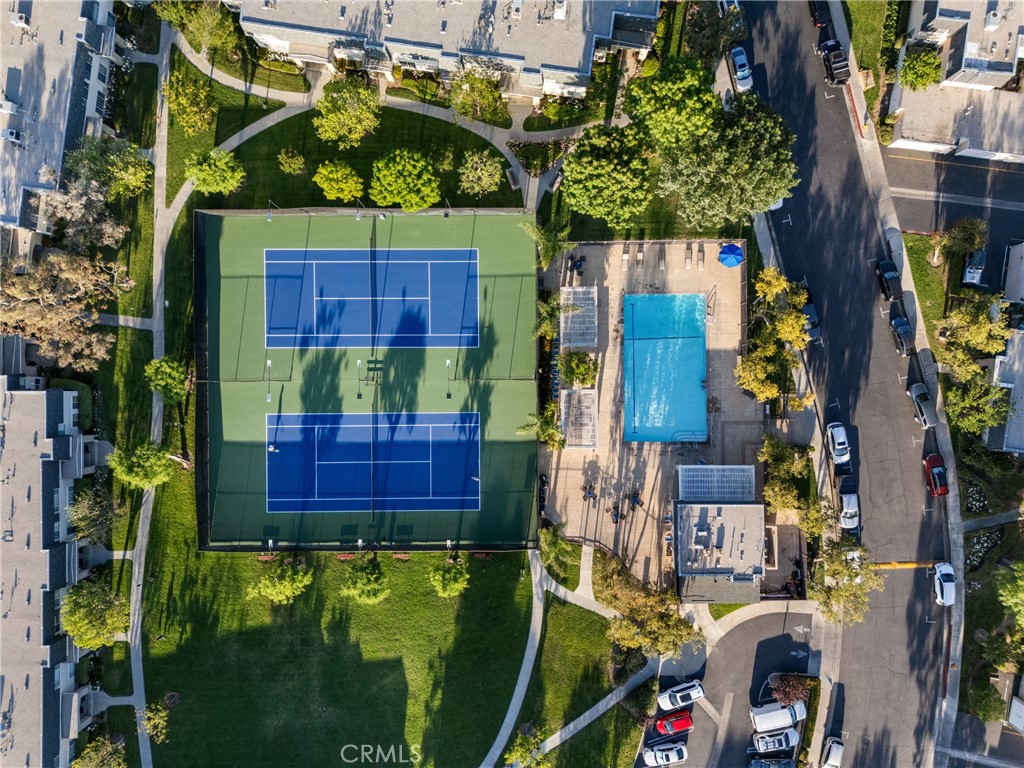 https://media.crmls.org/medias/bdaaf16d-150c-4f64-9cd7-894484cdafb5.jpg?preset=X-Large