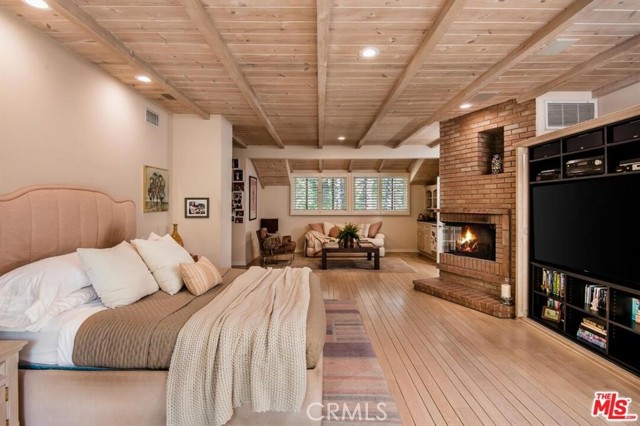 5255 ROUND MEADOW Road, Hidden Hills CA: https://media.crmls.org/medias/bdabeb1f-5d62-4eca-bc86-e8f93af09d54.jpg