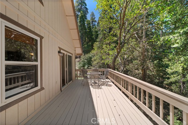 Detail Gallery Image 28 of 33 For 574 Mill Ct, Lake Arrowhead,  CA 92352 - 3 Beds | 2 Baths