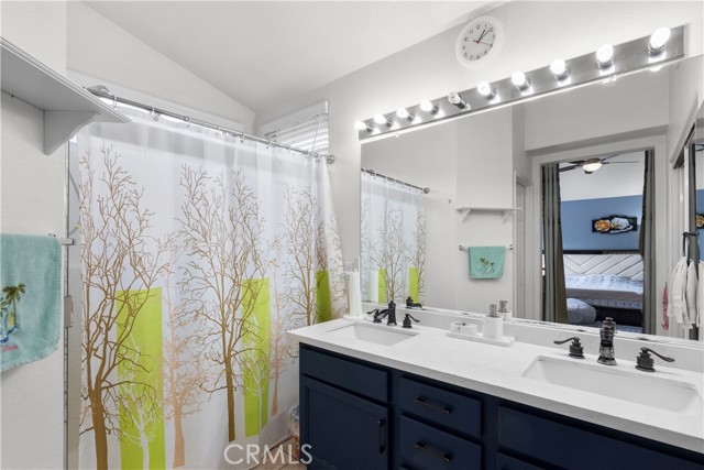 25760 Wordsworth Lane, Stevenson Ranch CA: https://media.crmls.org/medias/bdac66f5-1821-435e-b695-6ba620808e8c.jpg