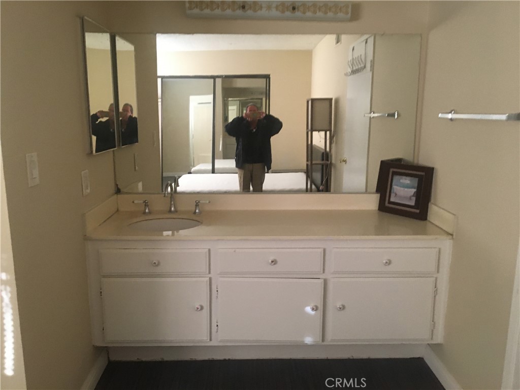 MLS #WS25263794 image #13