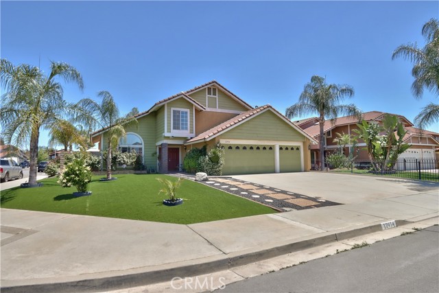 Image 2 of 39 For 12914 Coralberry St.
