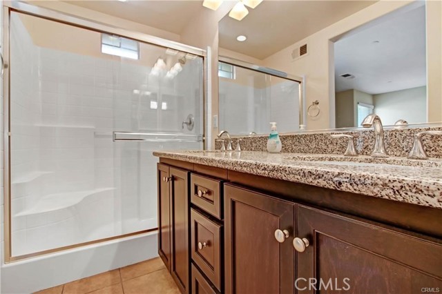 Detail Gallery Image 3 of 10 For 12371 Claredon #1,  Rancho Cucamonga,  CA 91739 - 3 Beds | 3/1 Baths