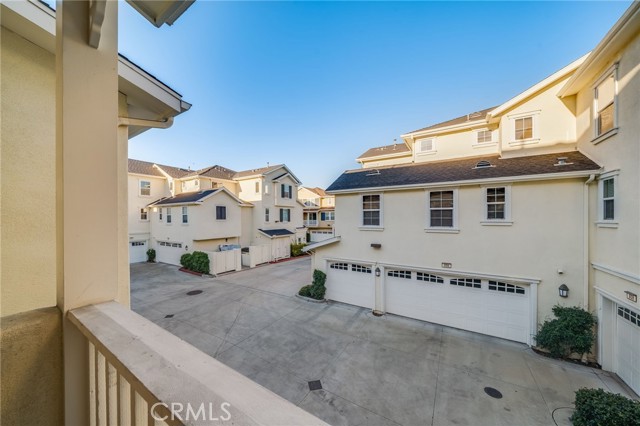 Detail Gallery Image 12 of 32 For 814 Silk Tree, Irvine,  CA 92606 - 3 Beds | 3/1 Baths