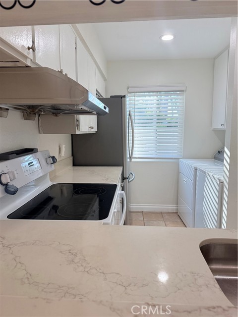 Detail Gallery Image 8 of 19 For 770 Tuolumne, Thousand Oaks,  CA 91360 - 3 Beds | 1/1 Baths