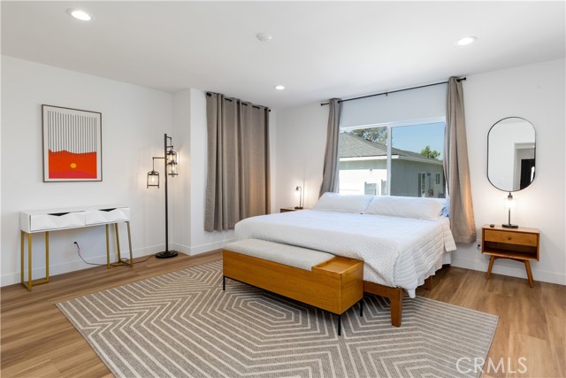 8021 West Boulevard, Inglewood CA: https://media.crmls.org/medias/bdb1ee82-5c5d-4847-a89e-4022063d5cae.jpg