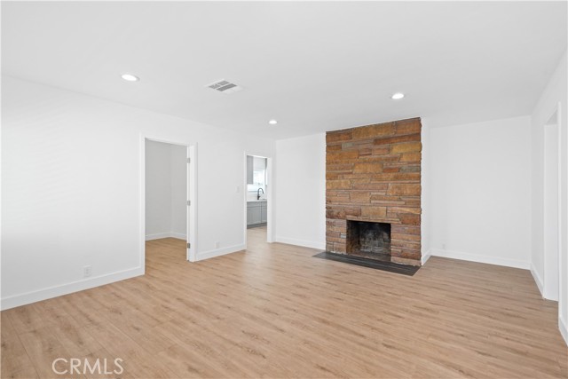 Detail Gallery Image 26 of 32 For 11031 Lull St, Sun Valley,  CA 91352 - 2 Beds | 1/1 Baths