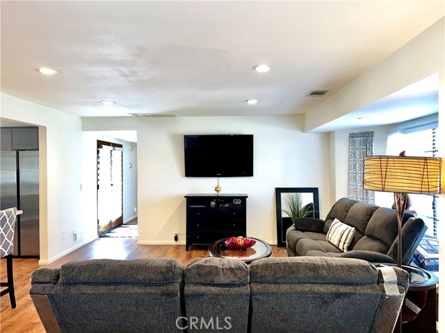 Detail Gallery Image 6 of 51 For 14899 Greenbriar Dr, Helendale,  CA 92342 - 3 Beds | 2/1 Baths