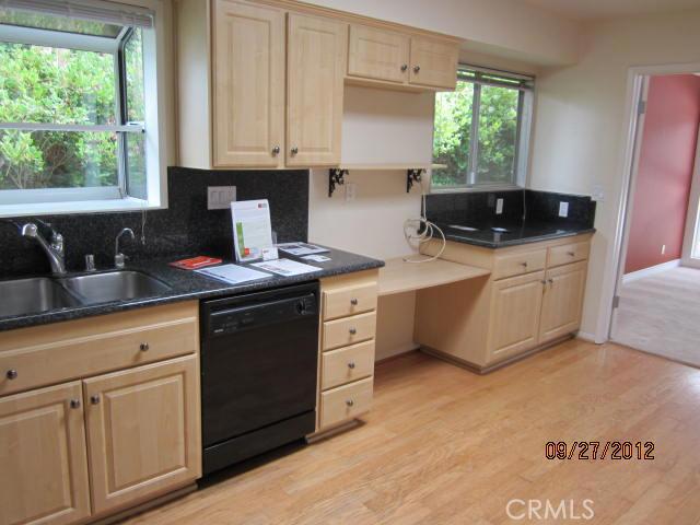 7016 Hedgewood Drive, Rancho Palos Verdes, California 90275, 4 Bedrooms Bedrooms, ,2 BathroomsBathrooms,Residential,Sold,Hedgewood,V12121251