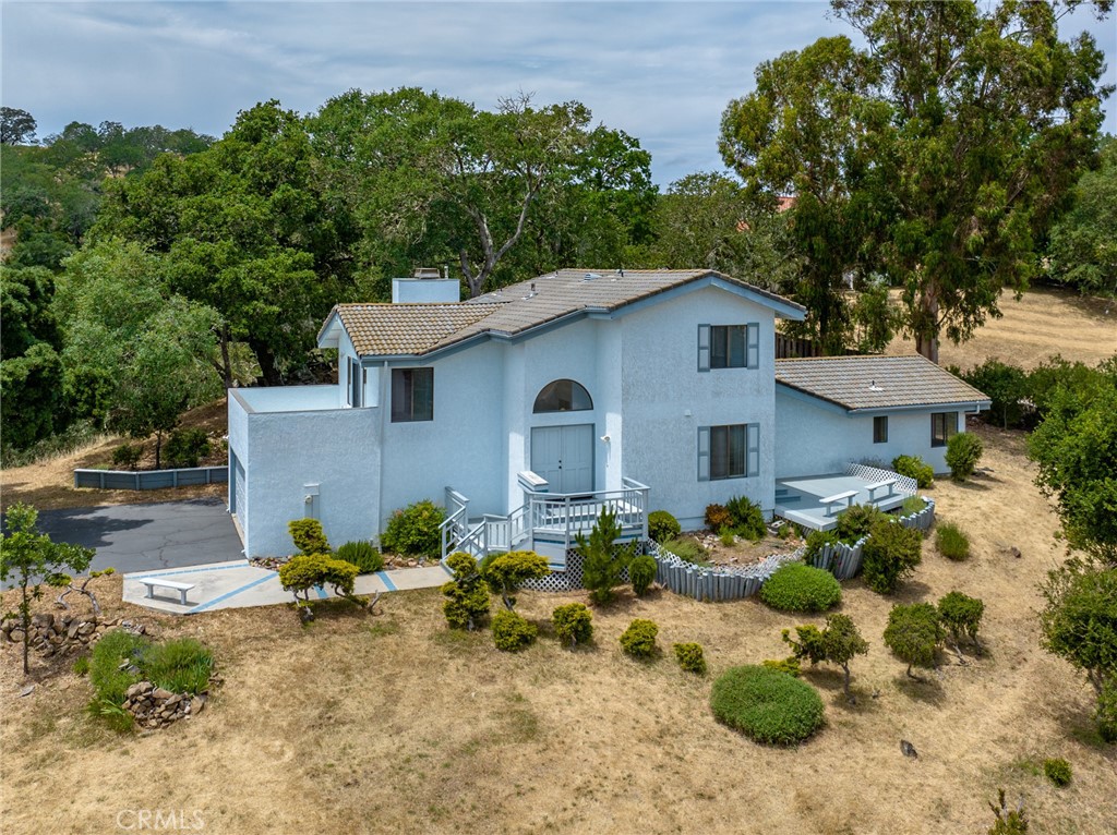 10665 Santa Ana Road, Atascadero, CA 93422
