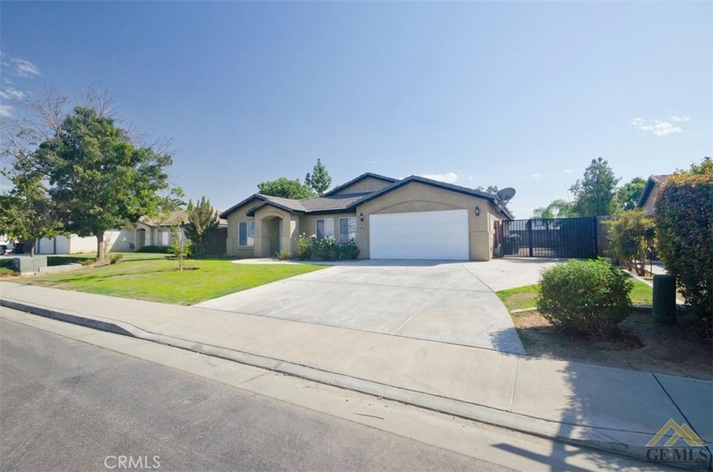 5521 Sardinia Drive, Bakersfield, CA 93308