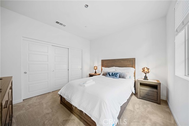 Detail Gallery Image 24 of 49 For 284 Harringay, Irvine,  CA 92618 - 4 Beds | 3 Baths