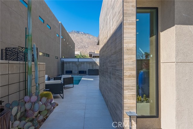 275 S Hermosa, Palm Springs, CA 92262