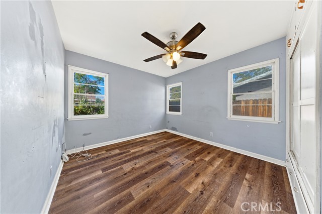 725 Michigan Avenue, Beaumont CA: https://media.crmls.org/medias/bdb565b5-bafa-4c09-a0d6-eadb62ba6397.jpg