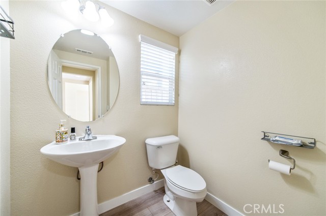 Detail Gallery Image 13 of 31 For 34137 Camelina, Lake Elsinore,  CA 92532 - 4 Beds | 2/1 Baths