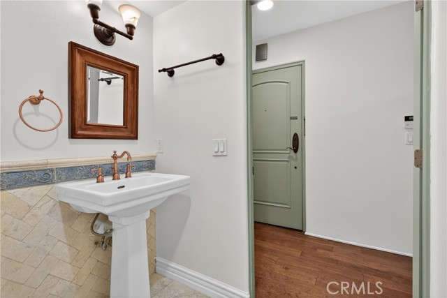 Detail Gallery Image 12 of 69 For 4301 Los Feliz #12,  Los Angeles,  CA 90027 - 2 Beds | 3 Baths