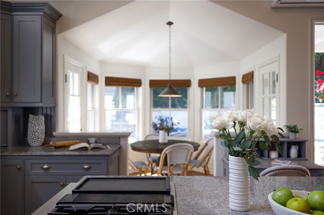 2913 Poinsettia Avenue, Manhattan Beach, California 90266, 5 Bedrooms Bedrooms, ,4 BathroomsBathrooms,Residential,Sold,Poinsettia,SB22091881