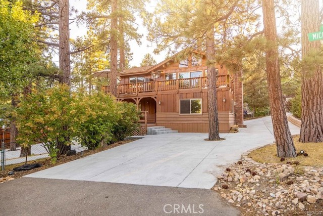 Detail Gallery Image 1 of 42 For 1113 Michael Ave, Big Bear City,  CA 92314 - 4 Beds | 2/1 Baths