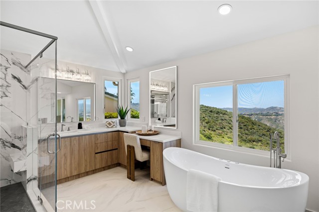 Image 37 of 75 For 7 Sierra Vista