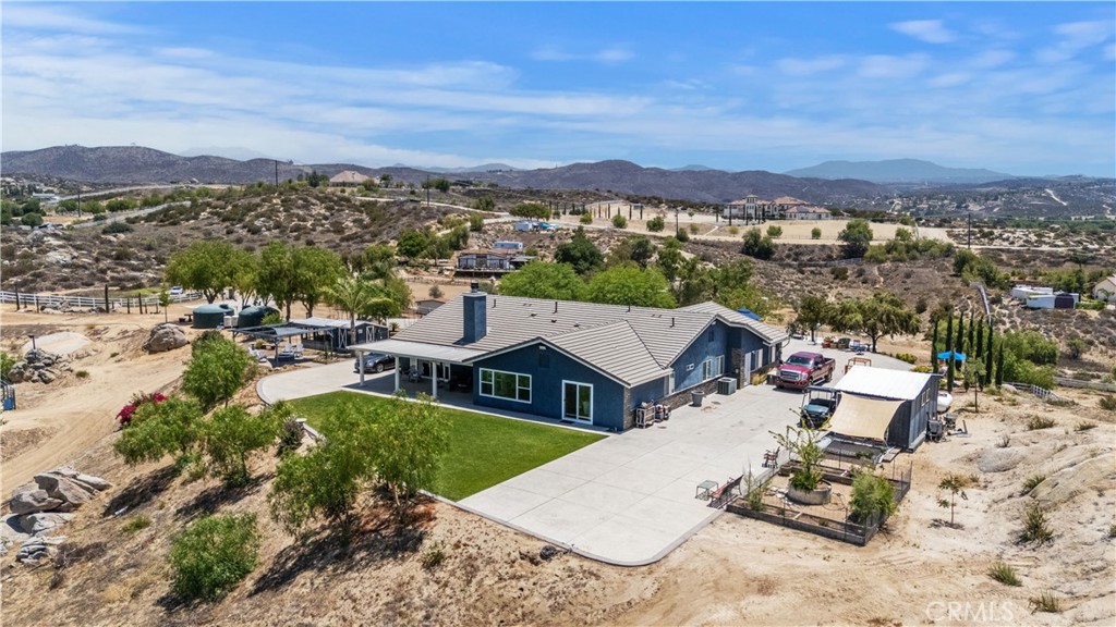 38995 Maiz Lane