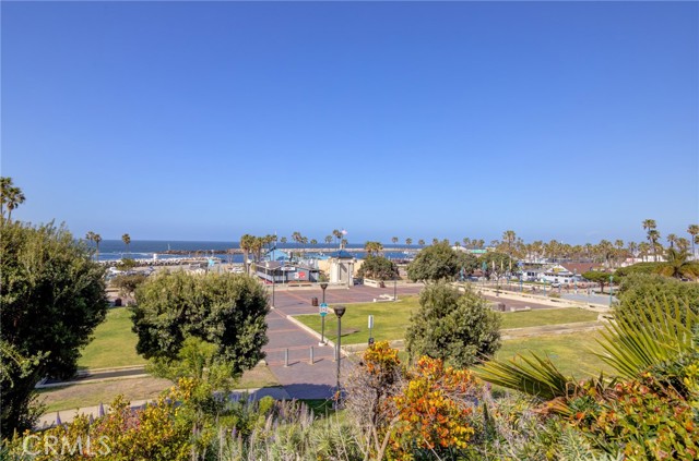 Detail Gallery Image 36 of 37 For 250 the Vlg #204,  Redondo Beach,  CA 90277 - 1 Beds | 1 Baths