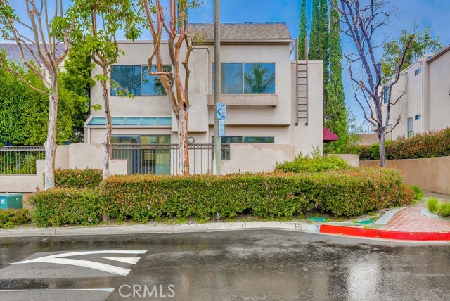 MLS# OC23040652