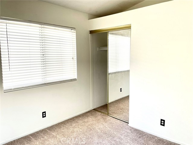 Detail Gallery Image 19 of 28 For 11539 Aberdeen Dr, Fontana,  CA 92337 - 3 Beds | 2/1 Baths