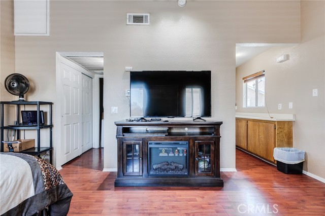 Detail Gallery Image 7 of 23 For 3631 Oak Creek Dr #B,  Ontario,  CA 91761 - 0 Beds | 1 Baths