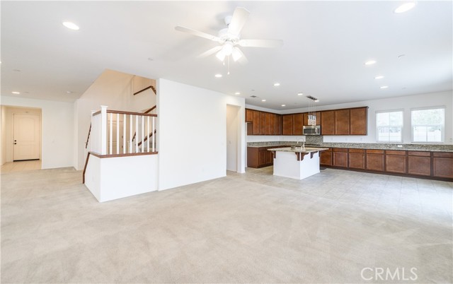 Detail Gallery Image 12 of 53 For 14480 Arctic Fox Ave, Corona,  CA 92880 - 6 Beds | 4/1 Baths