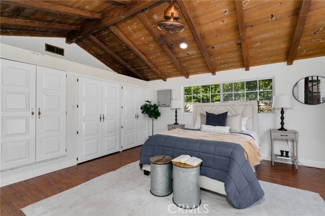37 Sierra Madre Boulevard, Arcadia CA: https://media.crmls.org/medias/bdbb3fbb-f4ba-432f-80e5-1519fa576bb4.jpg