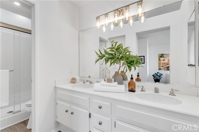 Detail Gallery Image 31 of 47 For 31 Cascada, Rancho Santa Margarita,  CA 92688 - 3 Beds | 3 Baths