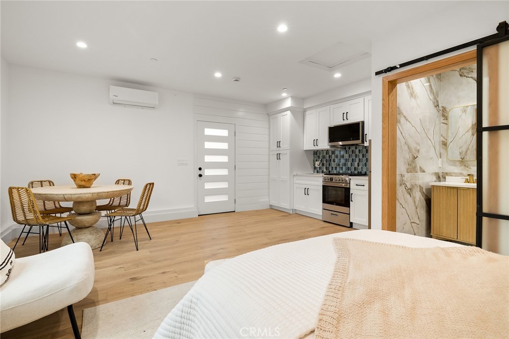 5721 Lemona AvenueSherman Oaks img 22