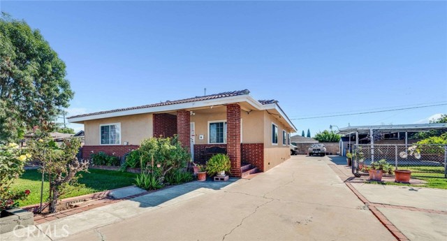 Detail Gallery Image 1 of 30 For 11854 166th St, Artesia,  CA 90701 - 3 Beds | 2 Baths