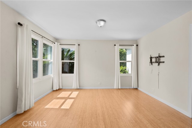 Detail Gallery Image 1 of 39 For 1904 Armacost Ave, Los Angeles,  CA 90025 - 3 Beds | 2 Baths