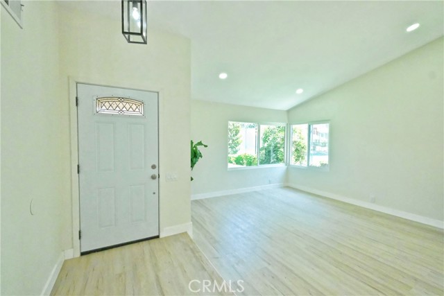16329 Cherry Fall Lane, Cerritos CA: https://media.crmls.org/medias/bdbe499a-f623-4e4b-b7e1-b8f0c55fe31f.jpg