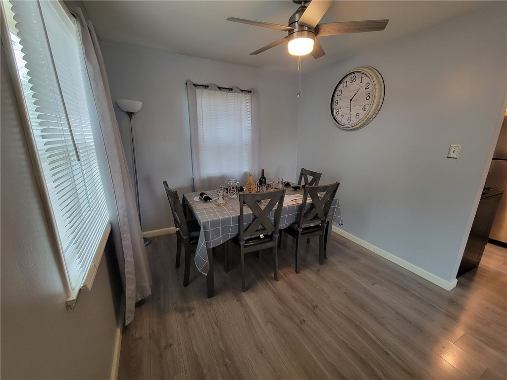 Detail Gallery Image 1 of 1 For 1809 E Avenue Q12, Palmdale,  CA 93550 - 3 Beds | 1 Baths